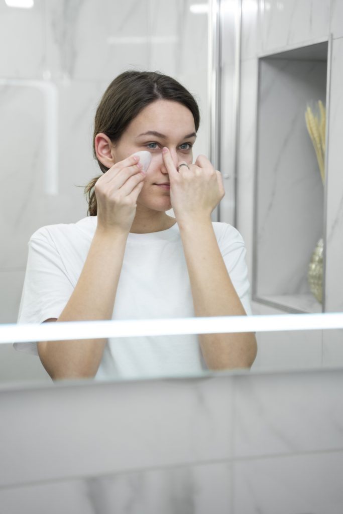 causes-of-watery-burning-eyes-and-home-remedies-options-sightconnection